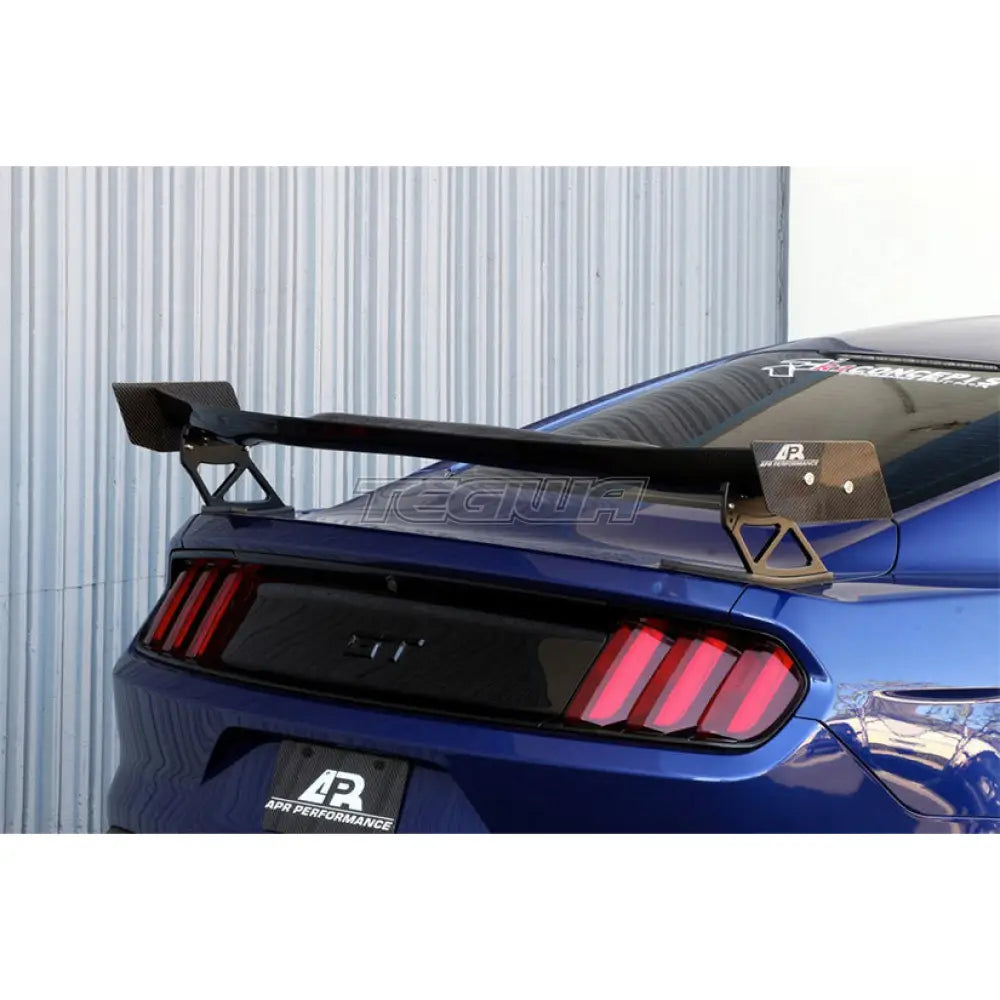 Apr Performance Gtc-200 60.5In Adjustable Carbon Fiber Wing With Factory Spoiler Center Pedestal