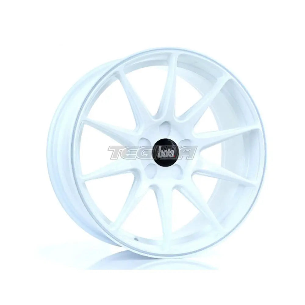 BOLA B15 Alloy Wheel White