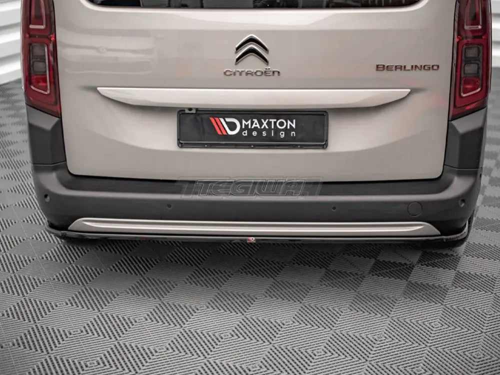 Maxton Design Central Rear Splitter Citroen Berlingo Mk3