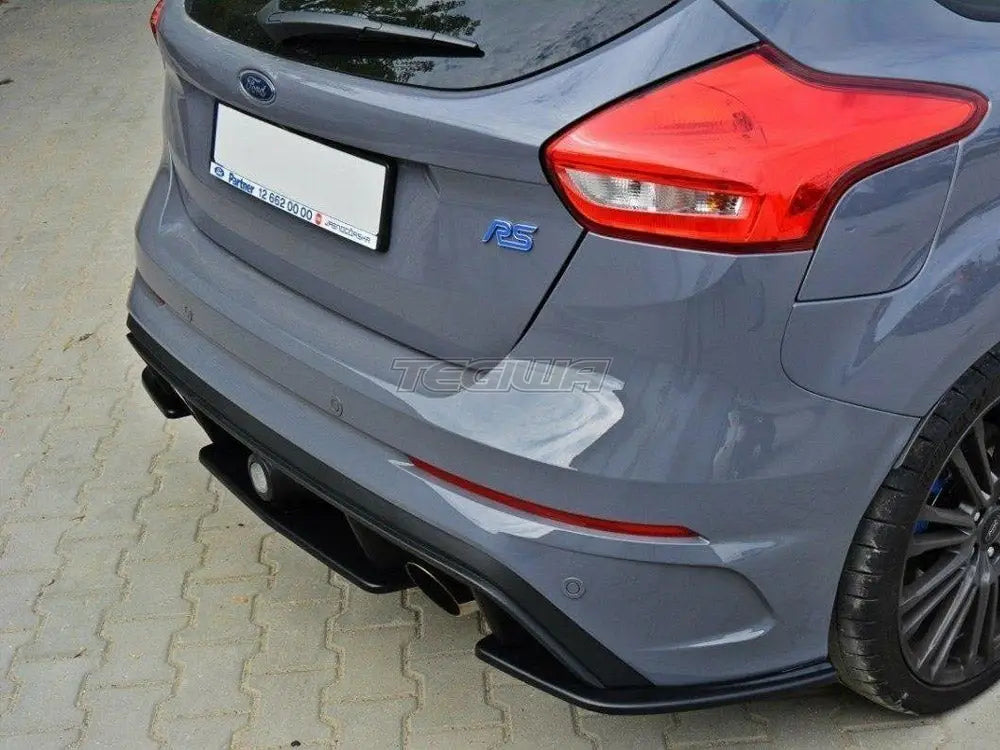 Maxton Design Central Rear Splitter Ford Focus 3 RS