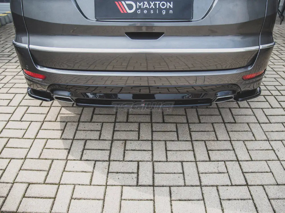 Maxton Design Central Rear Splitter Ford S-max Vignale MK2 Facelift 2019-