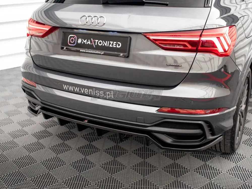 Maxton Design Central Rear Splitter Vertical Bars Audi Q3 S-Line F3