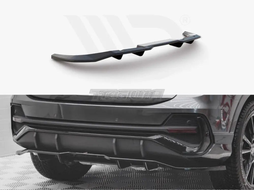 Maxton Design Central Rear Splitter Vertical Bars Audi Q3 Sportback S-line 2019-