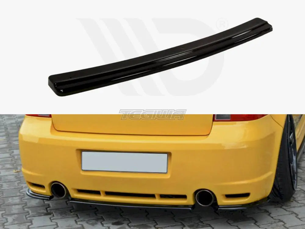 Maxton Design Central Rear Splitter Volkswagen Golf IV R32