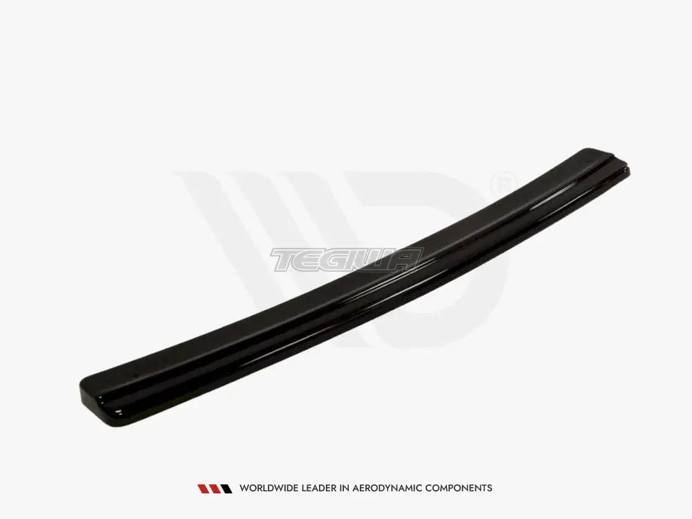 Maxton Design Central Rear Splitter Volkswagen Golf IV R32