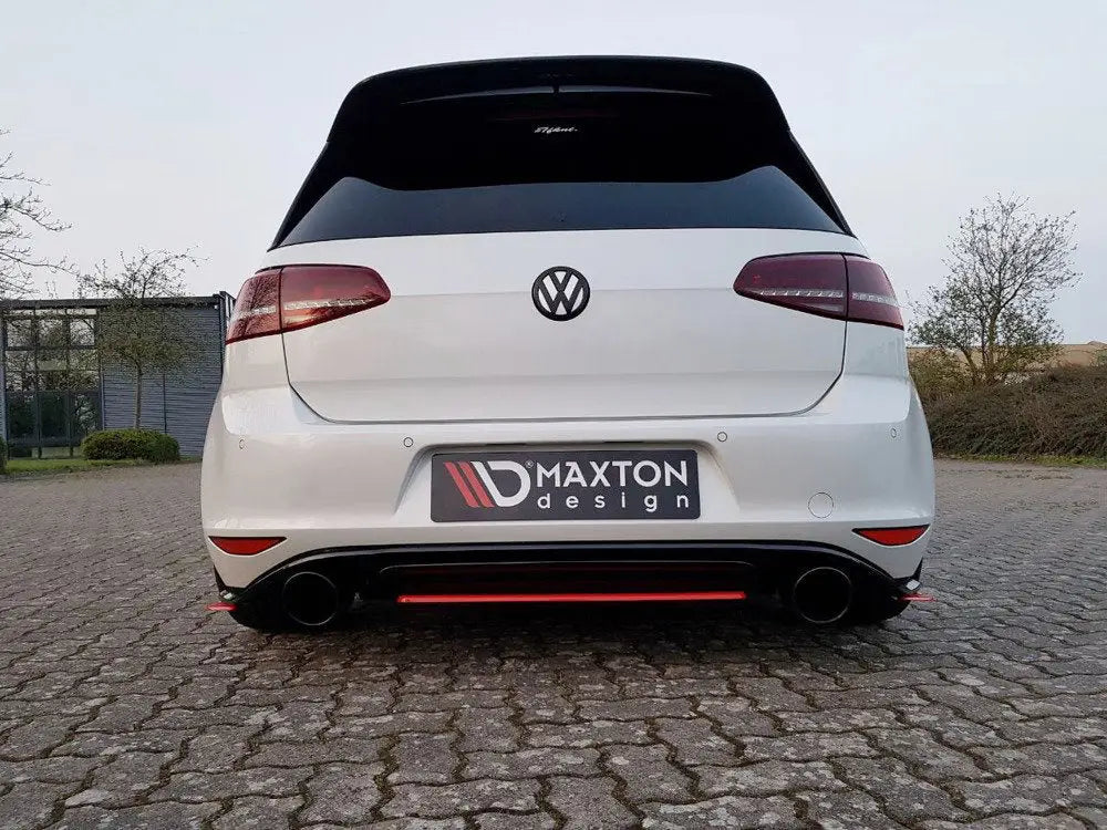 Maxton Design Central Rear Splitter Volkswagen Golf MK7 GTI Clubsport 16-17