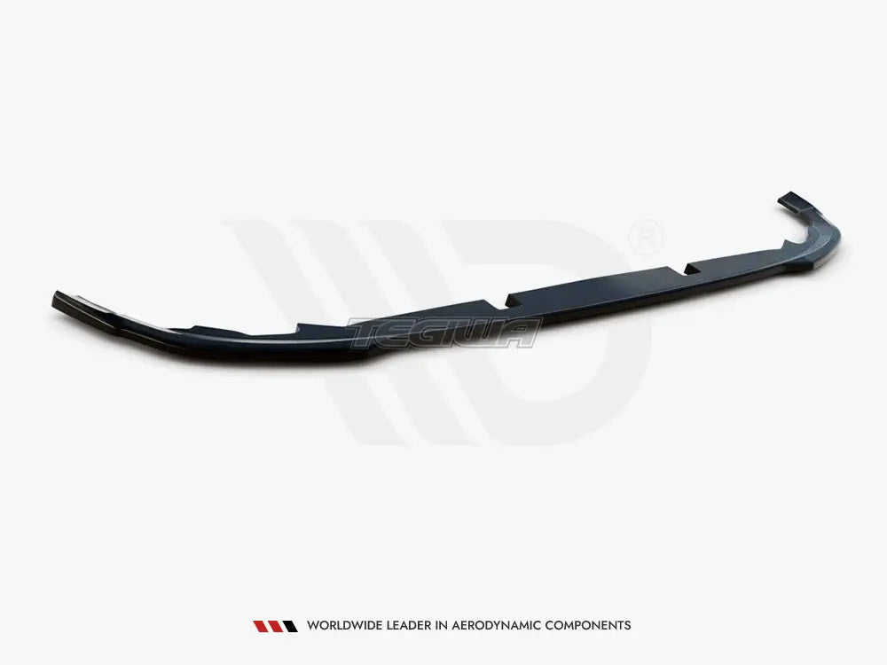 Maxton Design Central Rear Splitter Volkswagen Golf MK8 2020-