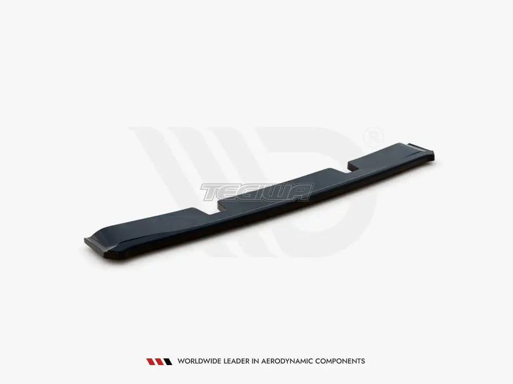 Maxton Design Central Rear Splitter Volkswagen Golf MK8 GTI 2020-