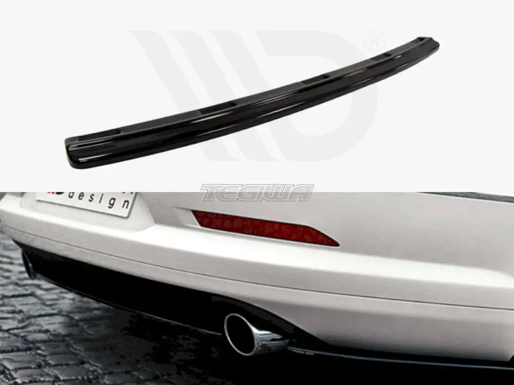 Maxton Design Central Rear Splitter Volkswagen Passat CC R36 Rline Preface Without Vertical Bars