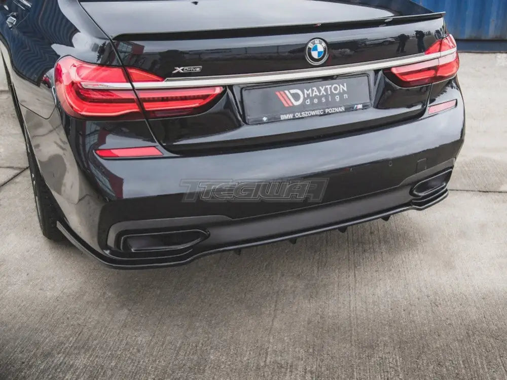 Maxton Design Central Rear Splitter W Vertical Bars BMW 7-Series M-pack G11 15-18