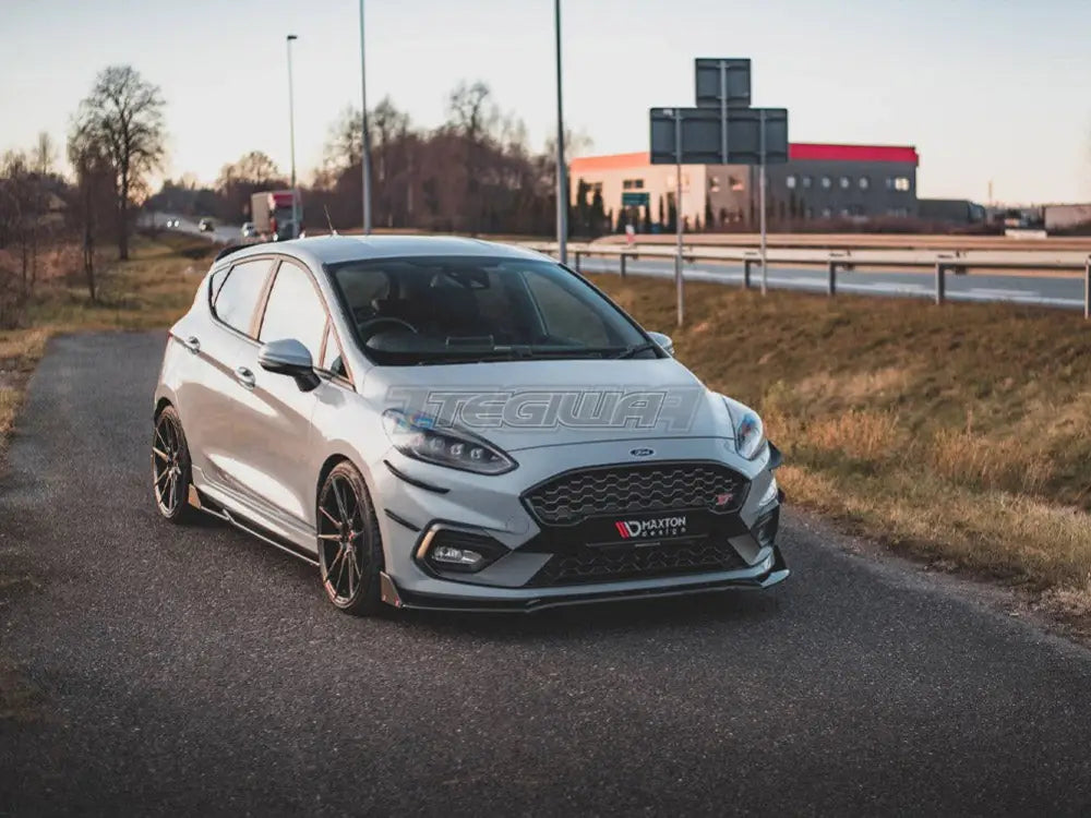 Maxton Design Front Splitter +flaps V.4 Ford Fiesta MK8 ST ST-Line 2017-