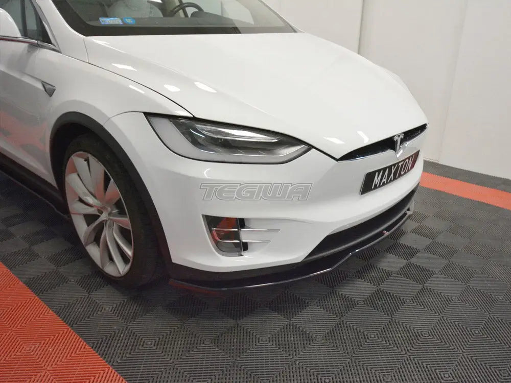 Maxton Design Front Splitter V.2 Tesla Model X 2015-