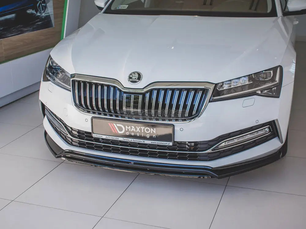 Maxton Design Front Splitter V.3 Skoda Superb MK3 FL 2019-