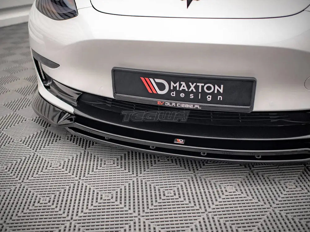 Maxton Design Front Splitter V.3 Tesla Model 3 2017-