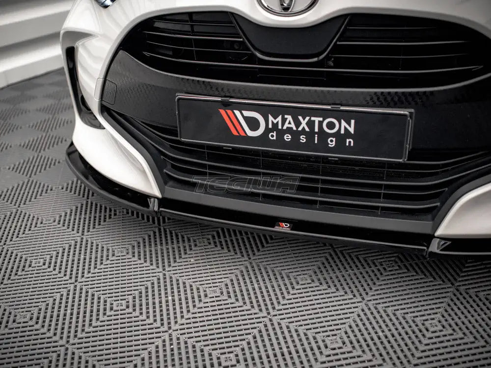 Maxton Design Front Splitter V.3 Toyota Yaris Mk4