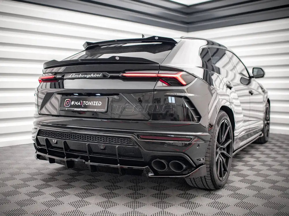 Maxton Design Lower Spoiler CAP Lamborghini URUS MK1