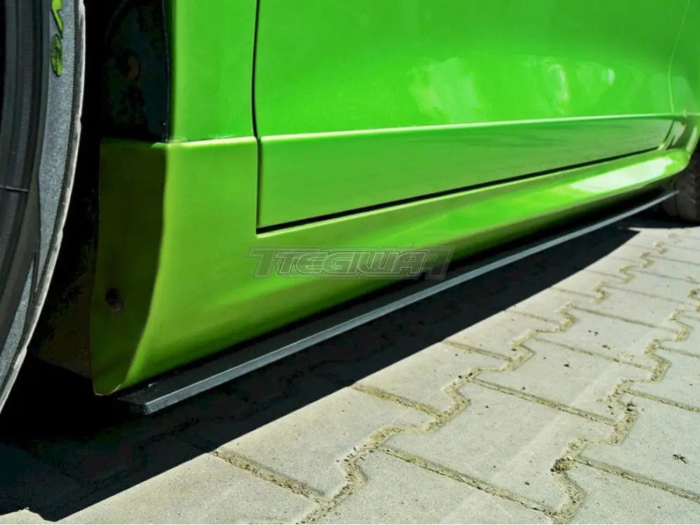 Maxton Design Racing Side Skirts Diffusers Volkswagen Scirocco R