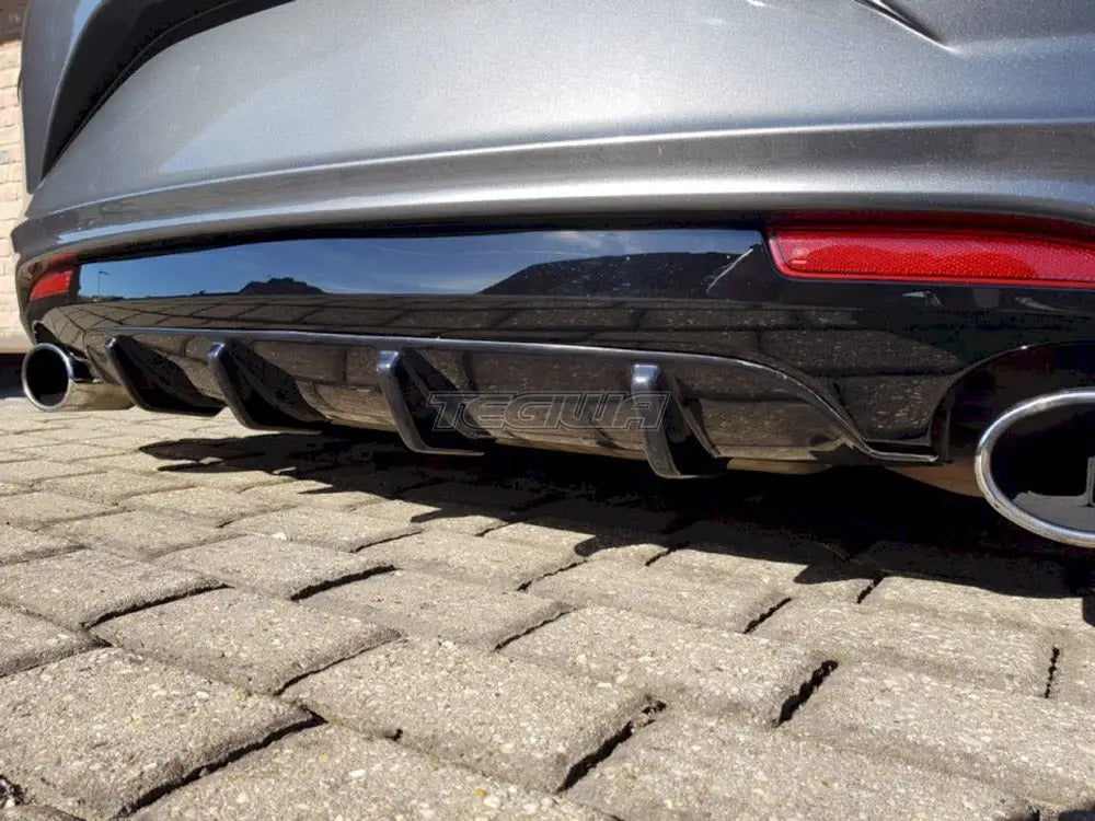 Maxton Design Rear Diffuser Volkswagen Scirocco MK3 R Facelift 14-17