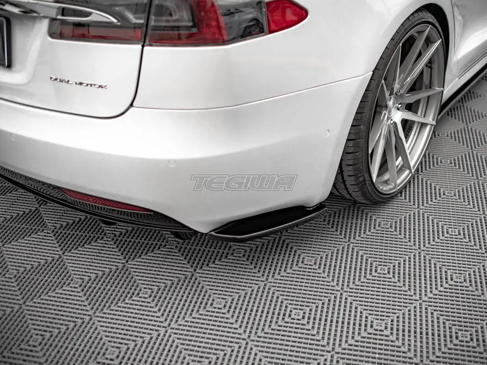 Maxton Design Rear Side Splitters Tesla Model S Facelift 2016-