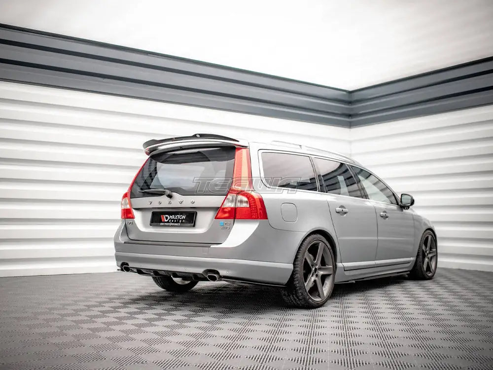 Maxton Design Rear Valance Volvo V70 MK3 09-13