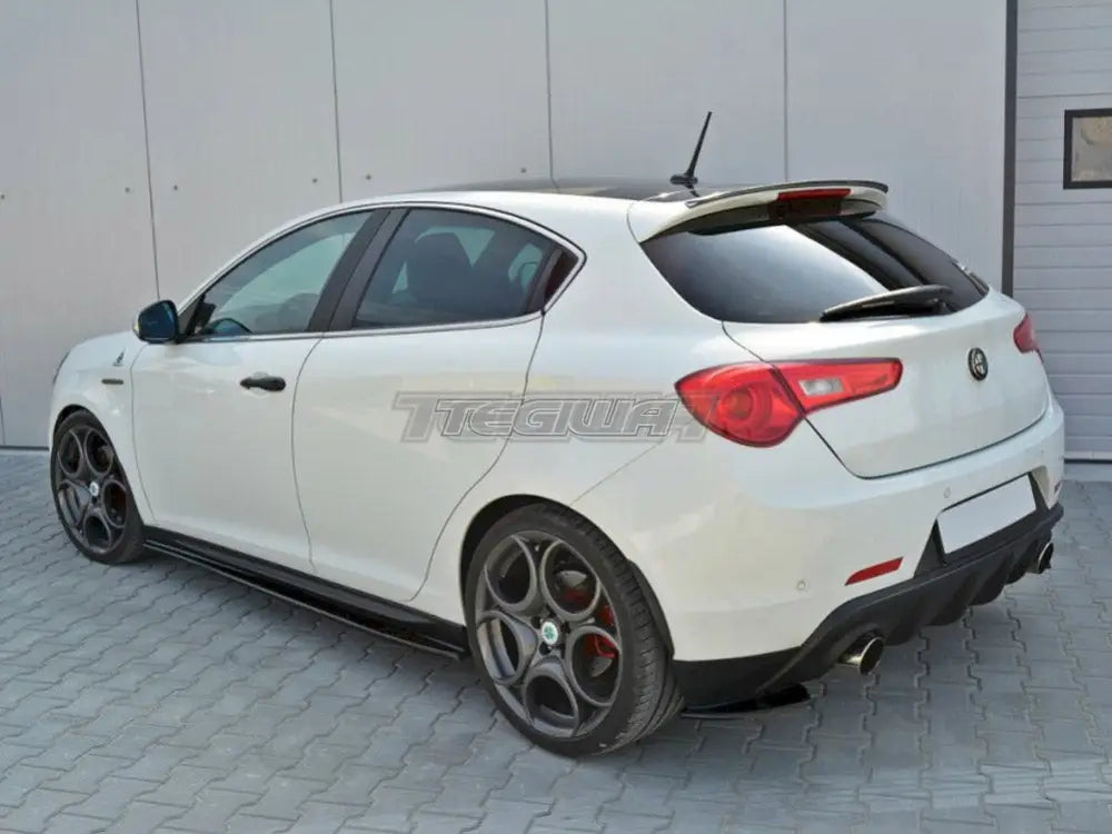 Maxton Design Side Skirts Diffusers Alfa Romeo Giulietta 2010-15