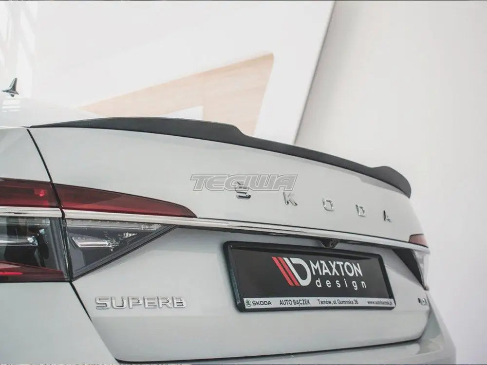 Maxton Design Spoiler CAP V.2 Skoda Superb MK3 FL Hatchback 2015-