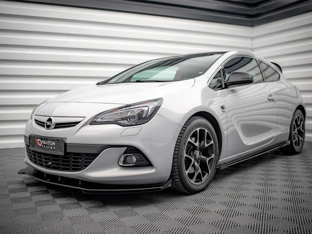 Maxton Design Street PRO Front Splitter V.1 +flaps Vauxhall Astra GTC VXR-line J 09-18