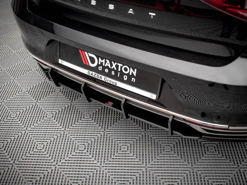 Maxton Design Street PRO Rear Diffuser Volkswagen Passat B8 Facelift 2019-