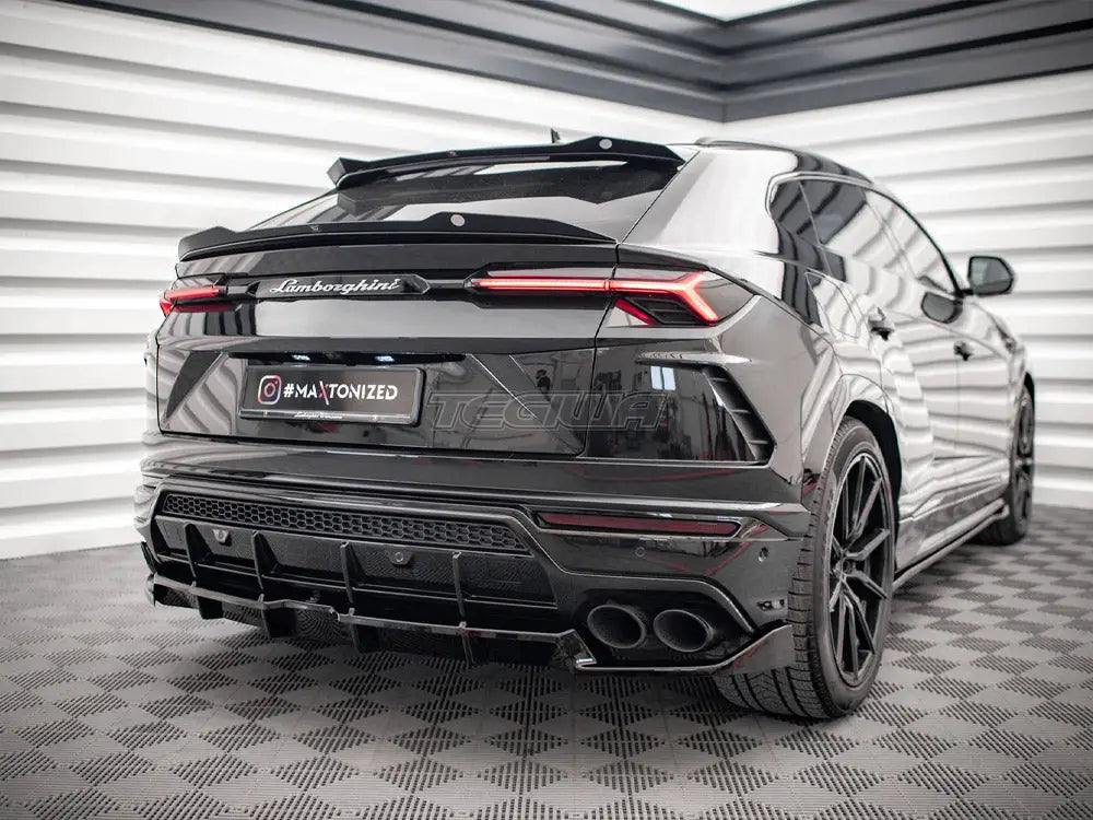 Maxton Design Upper Spoiler CAP Lamborghini URUS MK1